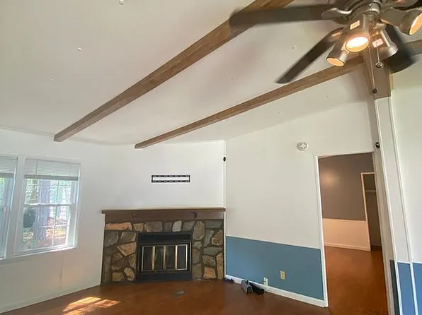 300 Grapevine Rd, Summerville, SC 29483