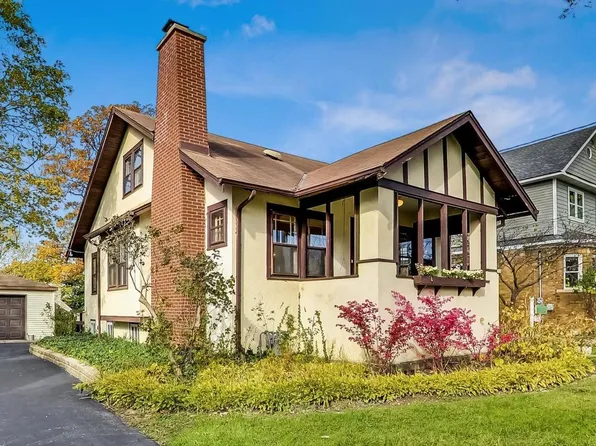 316 Grove Ave, Highwood, IL 60040