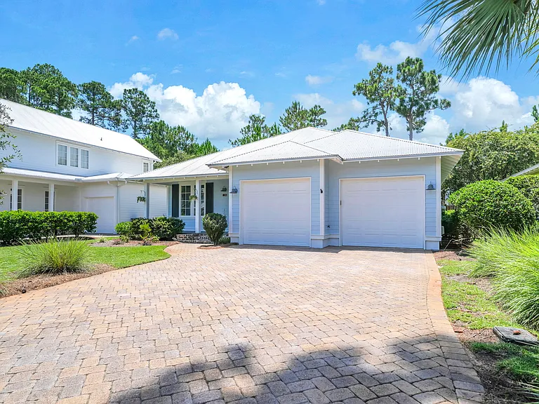 364 Carson Oaks Ln — Photo 43