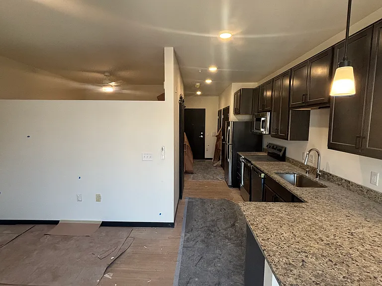 Vicino Apartments — Photo 42