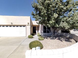 6811 Bonita Plz NE, Albuquerque, NM 87110