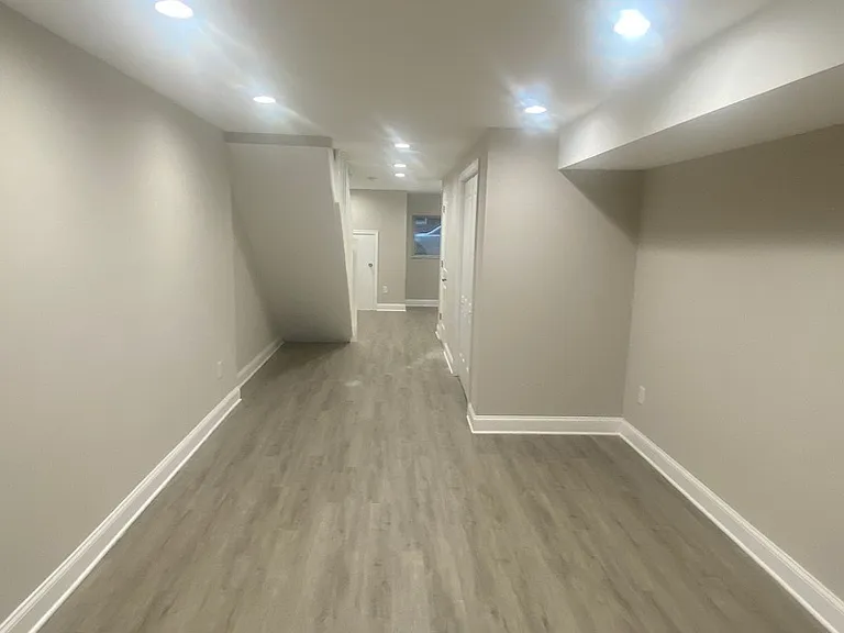 224 N Rose St — Photo 18