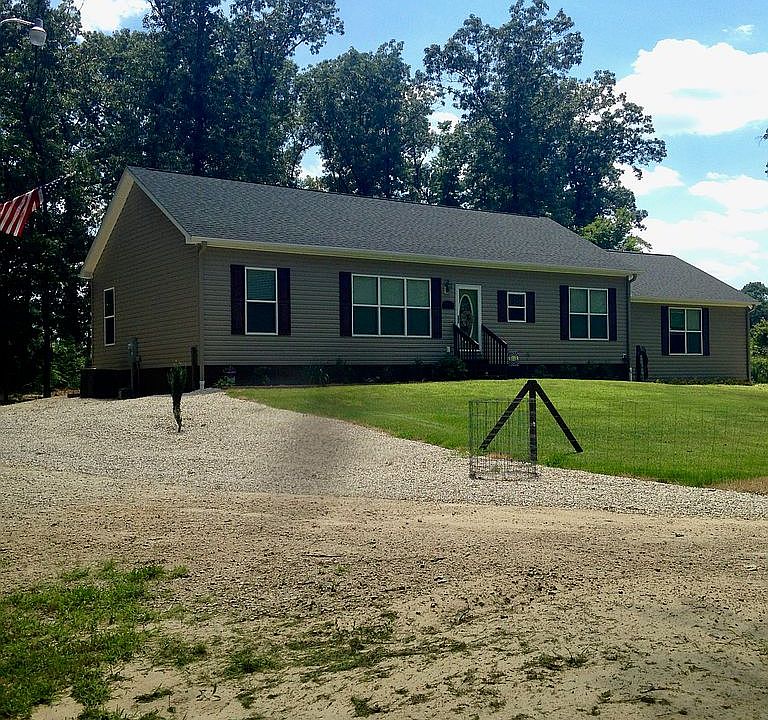 On over 3 Acres of Hardwood!