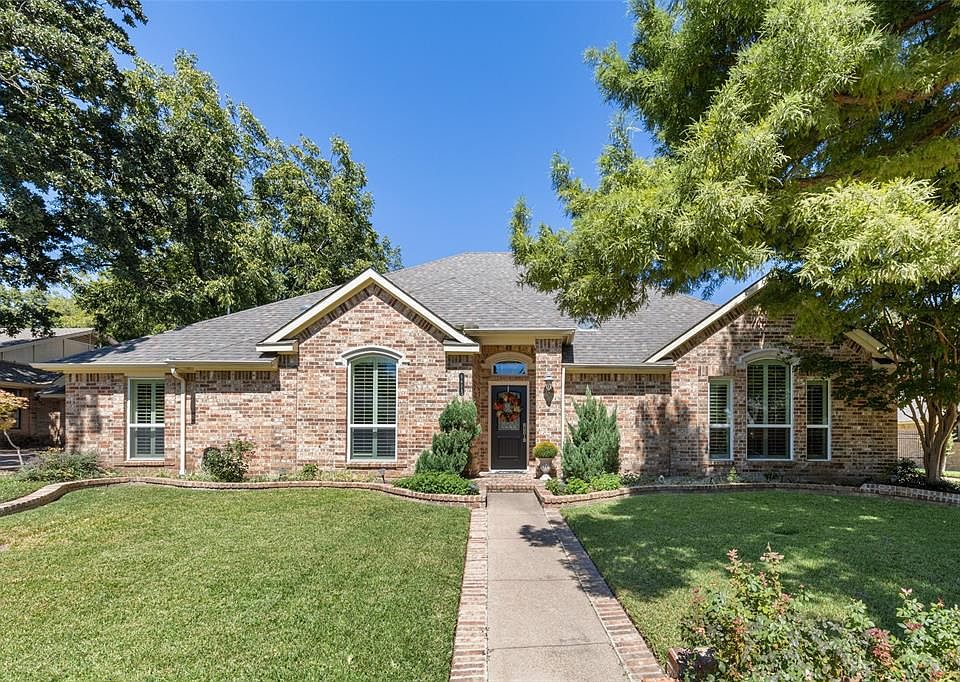 1st image of 5605 Glacier Lake Dr