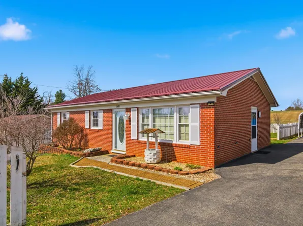 5495 Mitchell Dr, Dublin, VA 24084