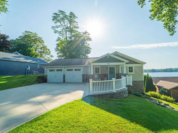 410 Closser Ave, La Porte, IN 46350