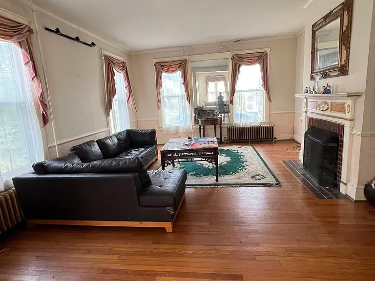 208 W Main St — Photo 12