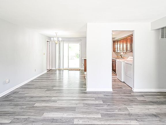 5th image of 795 Castro Ln