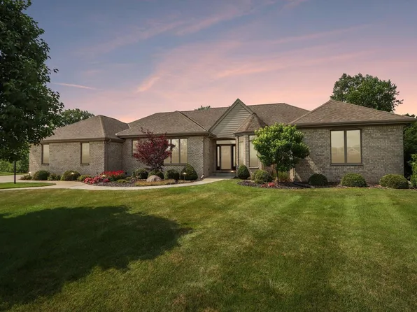 6735 Blue River WAY, Racine, WI 53402