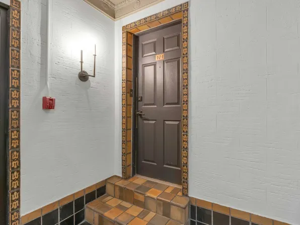 107 Kensington Avenue image 21 of 32