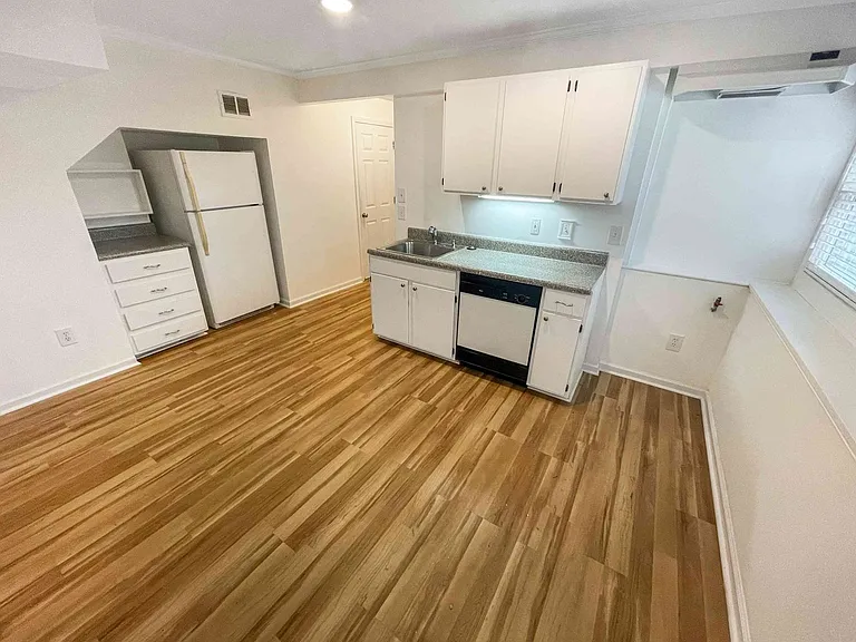1454 Hembree Station Dr — Photo 32