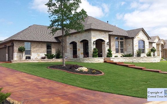 3rd image of 233 Allemania Dr