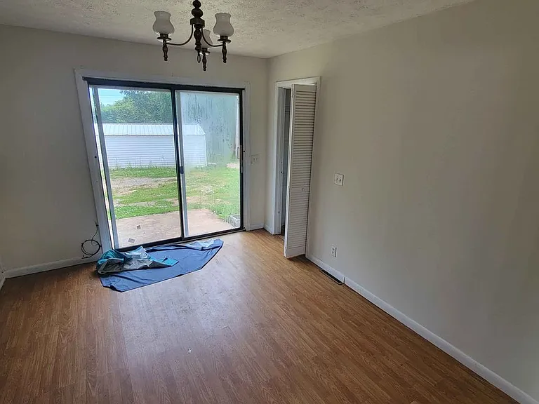 6424 Bunker Hill Rd #B — Photo 5