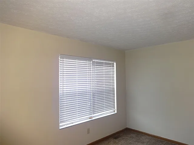 2759 Beal Dr — Photo 7
