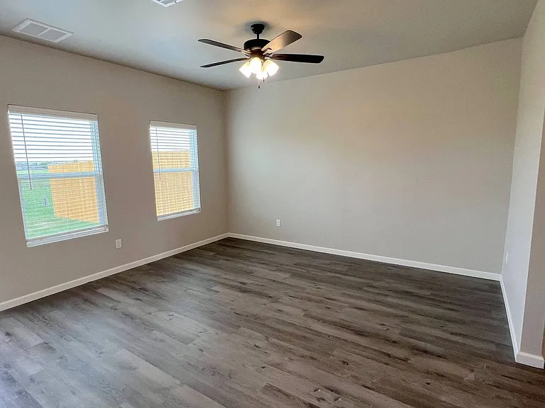 7712 Westhall Pl — Photo 11