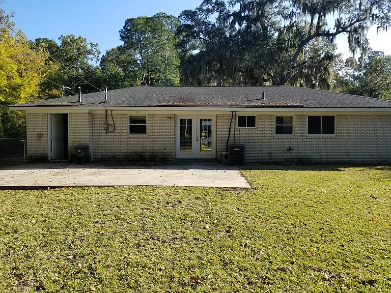 406 Montclair Blvd — Photo 4