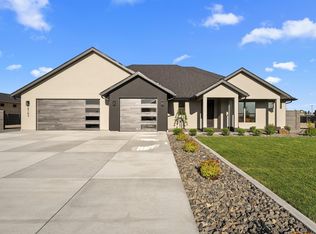 8103 Concord Crest Ln, Pasco, WA 99301