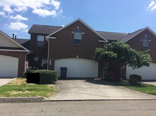 6918 Pemmbrooke Shire Ln, Knoxville, TN 37909