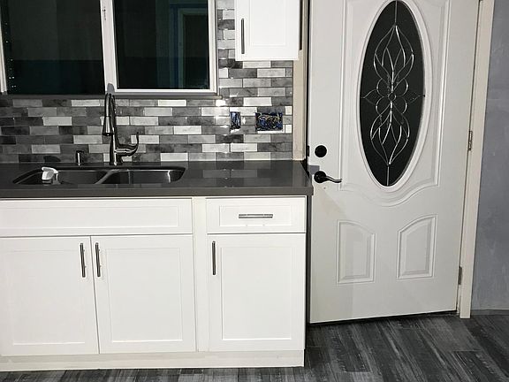 4th image of 6644 1/2 Easton St