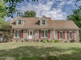 11705 Cherry Point Cir, Douglass Hills, KY 40243