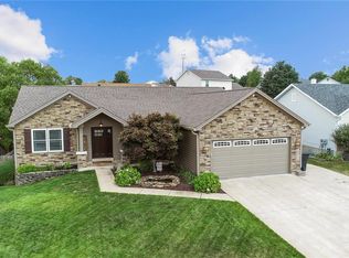 210 Butternut Stage Dr, Saint Peters, MO 63376
