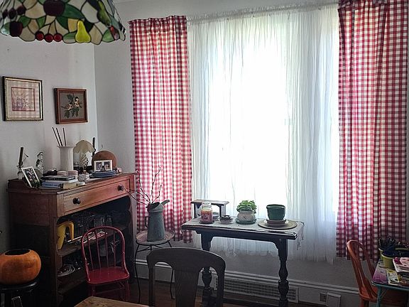 5th image of 301 W Jackson Street
