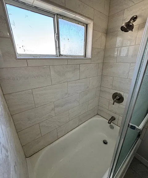 211 W Avenue 26 — Photo 17
