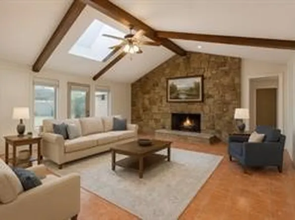 1702 Paisley Dr, Arlington, TX 76015