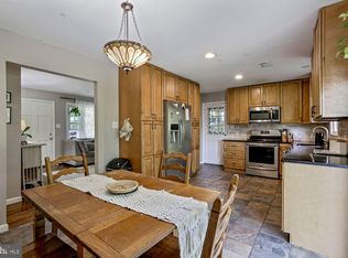 11817 Bradley Forest Rd, Manassas, VA 20112