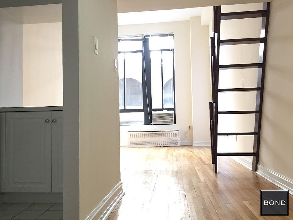 1st image of 1 Astor Pl APT 2F
