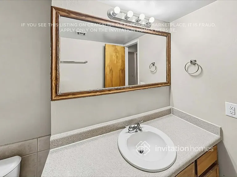 12801 N 112th Ave — Photo 16
