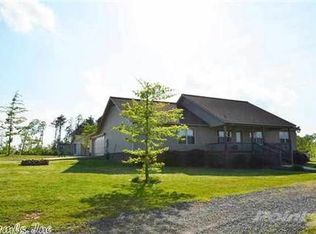 595 Burning Tree Rd, Greers Ferry, AR 72067