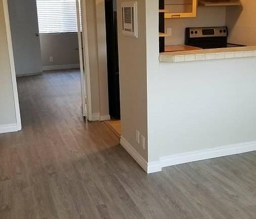 5th image of 4405 39th St APT 1