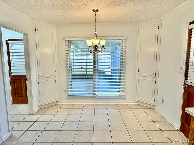 2311 Cottingham Dr — Photo 15