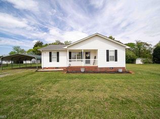 179 Sea Mountain Ln, Lexington, NC 27292