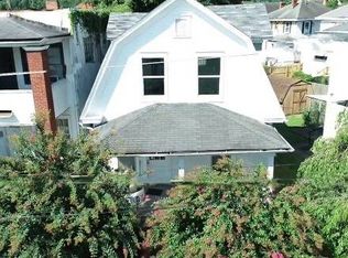 327 Berkeley St, Charleston, WV 25302