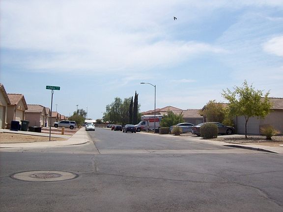 4th image of 12417 W Willow Ave