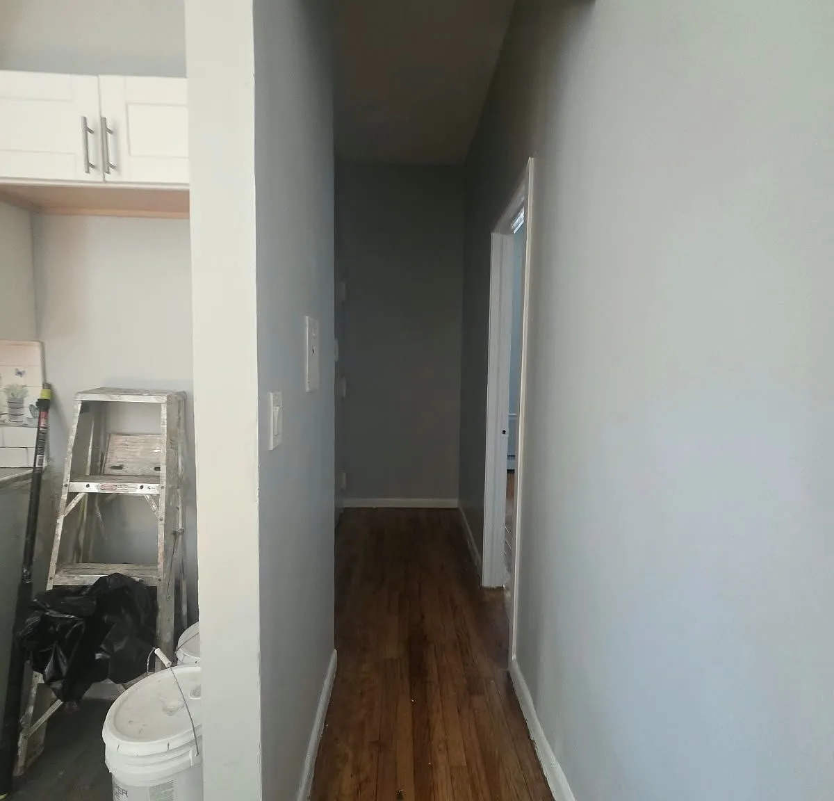 3 bed, 1.0 bath, $2,900 — Photo 4