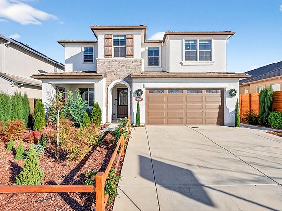 2nd image of 1557 Santana Ranch Dr