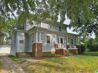 111 5th St, Sioux Rapids, IA 50585