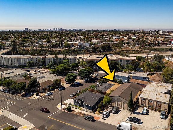 4th image of 3808 Swift Ave