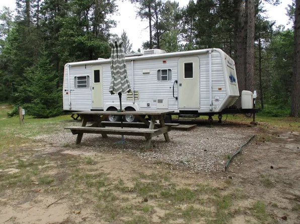 3705 Williams Rd, Lewiston, MI 49756