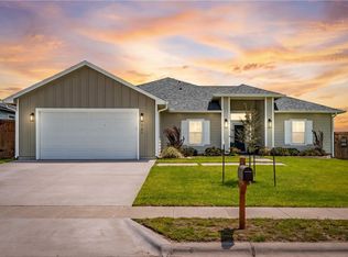 101 Webb St, Odem, TX 78370