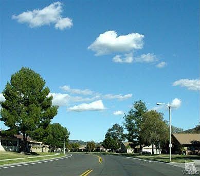 4th image of 42033 Village 42