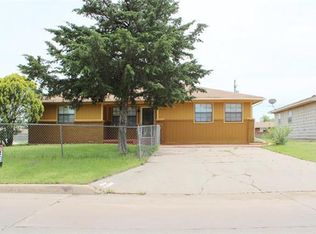 4802 NW Ozmun Ave, Lawton, OK 73505