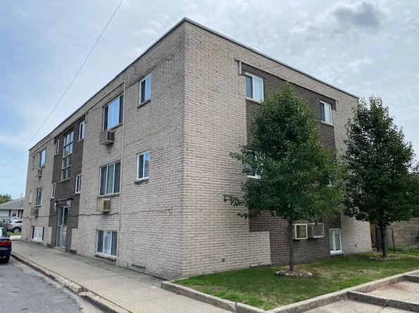 1608 169th St, Hammond, IN 46324