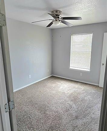 5th image of 1802 Windward Dr APT A
