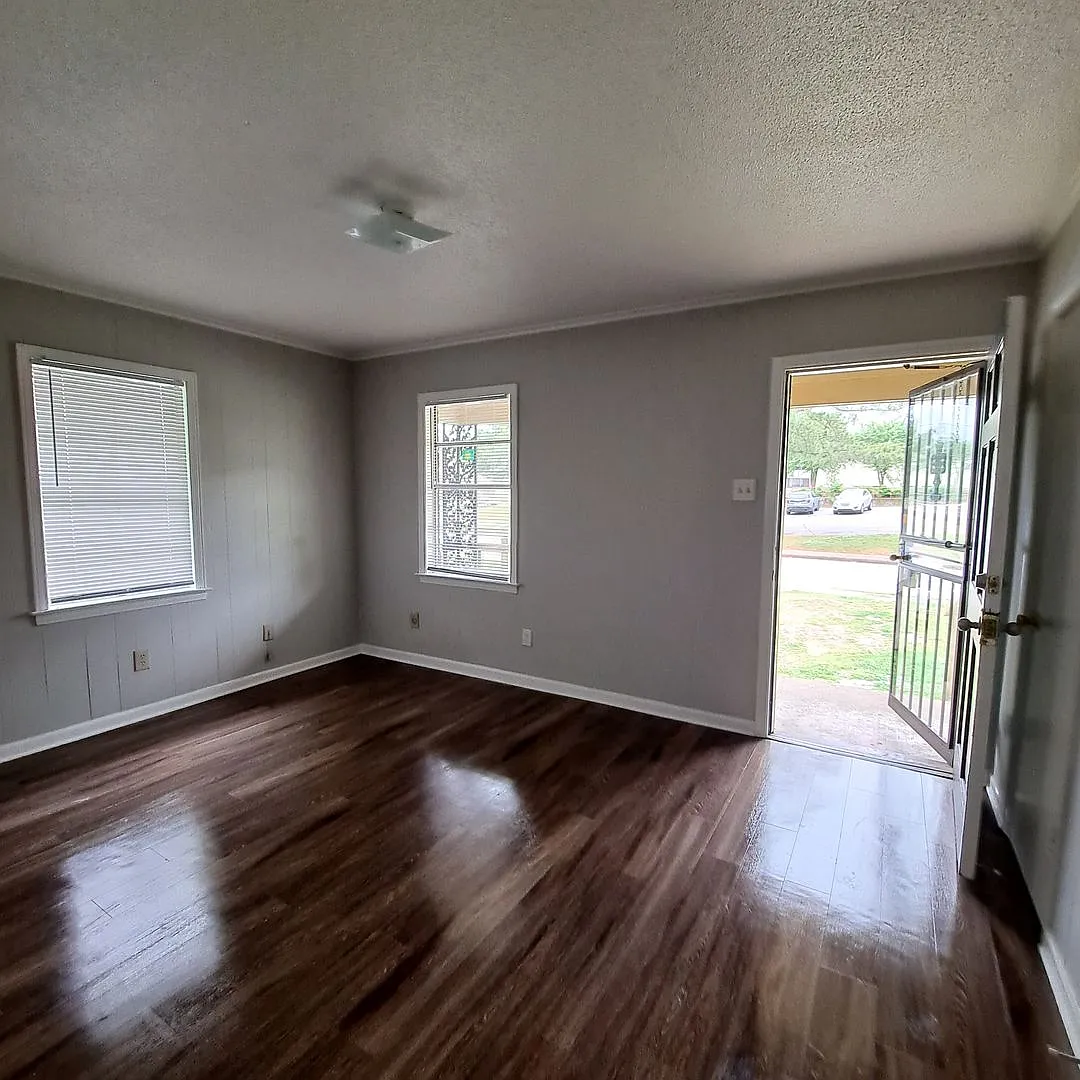 First Full Month Free! Welcome To 2972 Hale Ave! — Photo 2