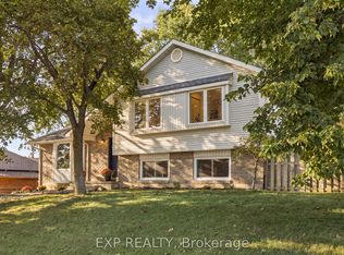 178 Laurentian Dr, Kitchener, ON N2E1Y3