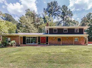 104 Sparkleberry Ln, Carrboro, NC 27510